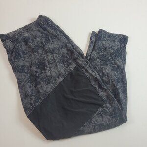 Torrid women's leggings size 4 Acid Wash Inset black